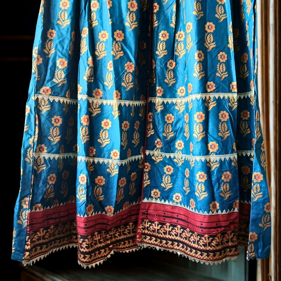 Boho Chic Blue Floral Maxi Dress - Picture 5 of 13